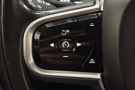 Volvo V90 24 of 27