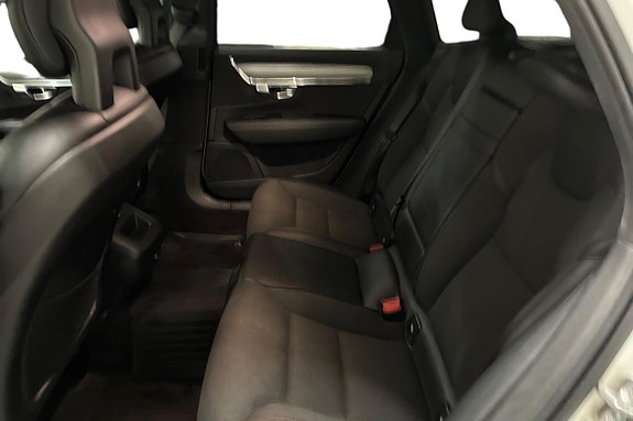 Volvo V90 14 of 27