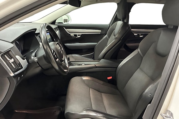 Volvo V90 13 of 27