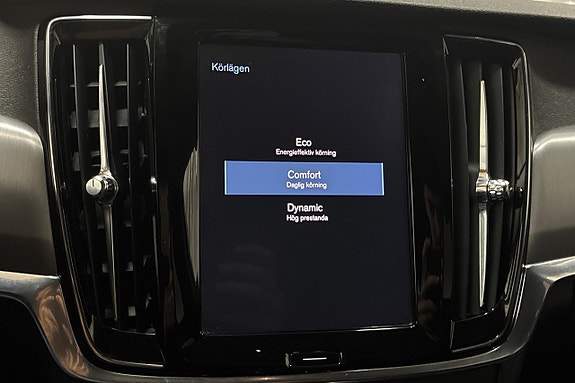 Volvo V90 21 of 27