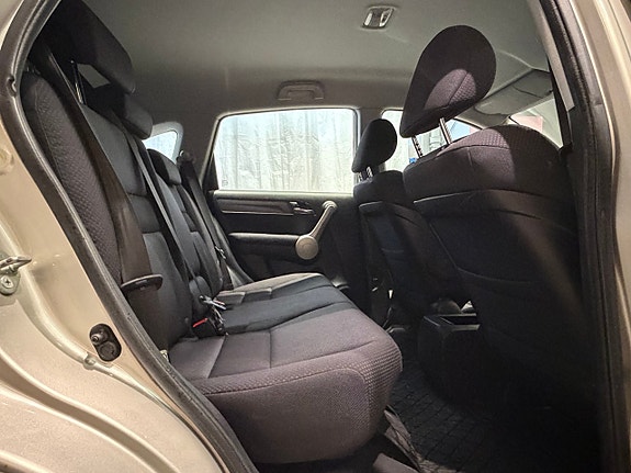 Honda CR-V 10 of 11