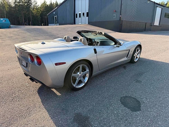 Chevrolet Corvette 5 of 23