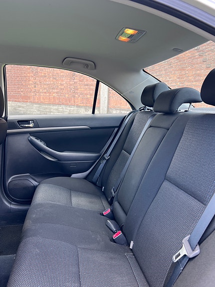 Toyota Avensis 11 of 16