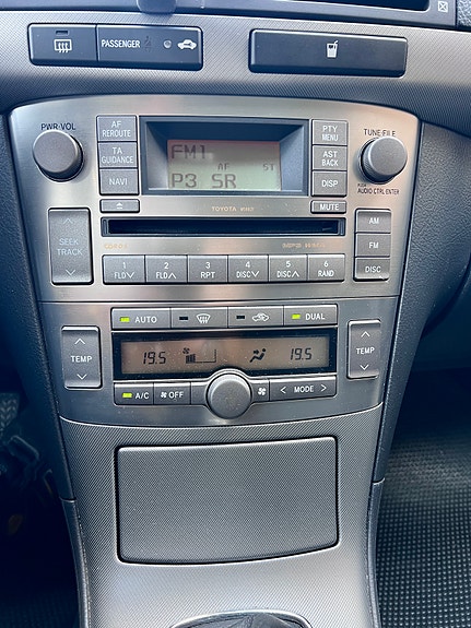 Toyota Avensis 12 of 16