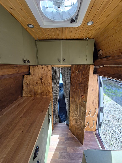 Volkswagen Transporter 10 of 29