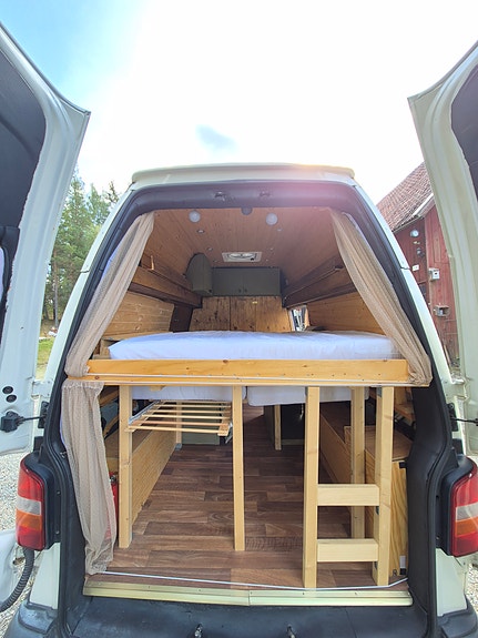 Volkswagen Transporter 6 of 29