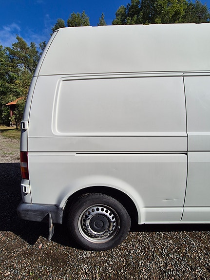 Volkswagen Transporter 28 of 29