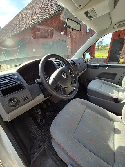 Volkswagen Transporter 22 of 29