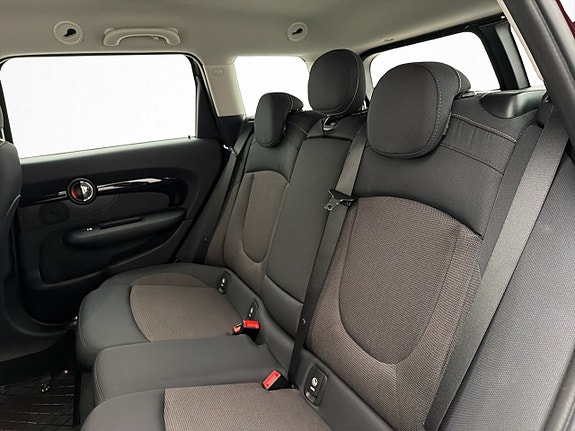 MINI Clubman Cooper 15 of 30