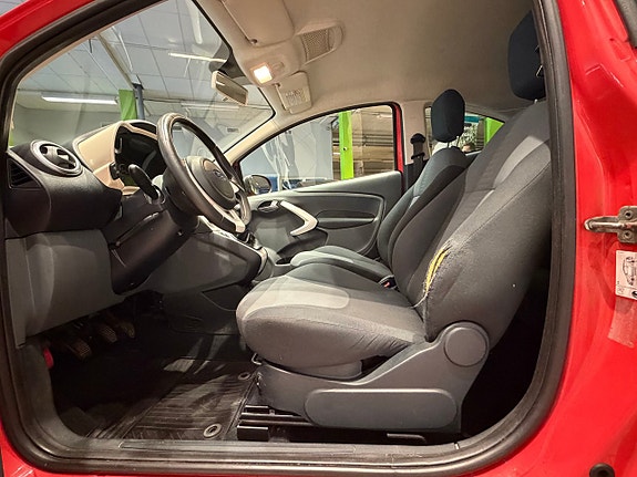 Ford Ka 8 of 10