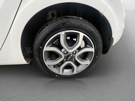 Kia Picanto 27 of 30