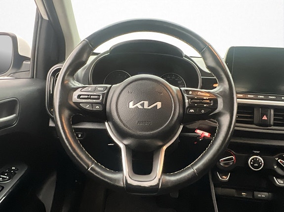 Kia Picanto 13 of 30
