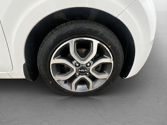 Kia Picanto 30 of 30