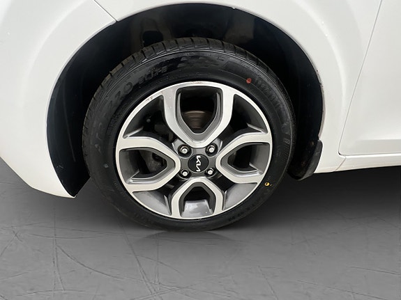 Kia Picanto 28 of 30