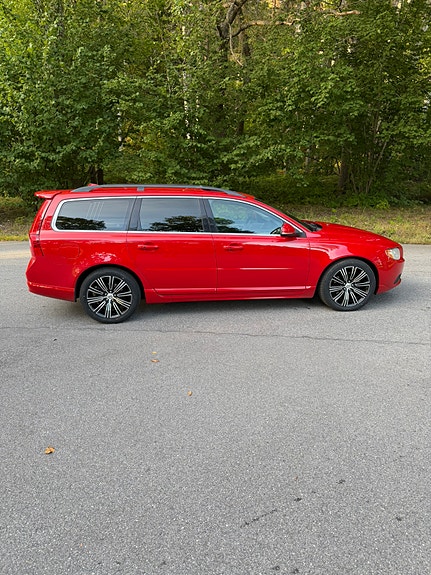 Volvo V70 6 of 15