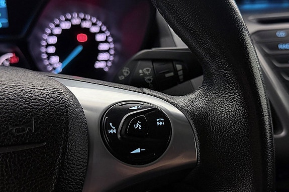 Ford Transit Connect 17 of 23