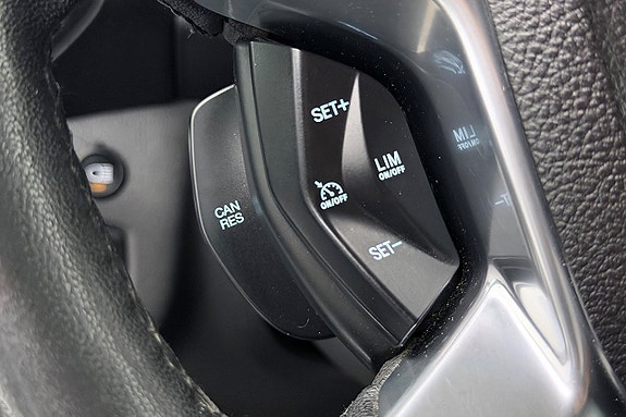 Ford Transit Connect 18 of 23