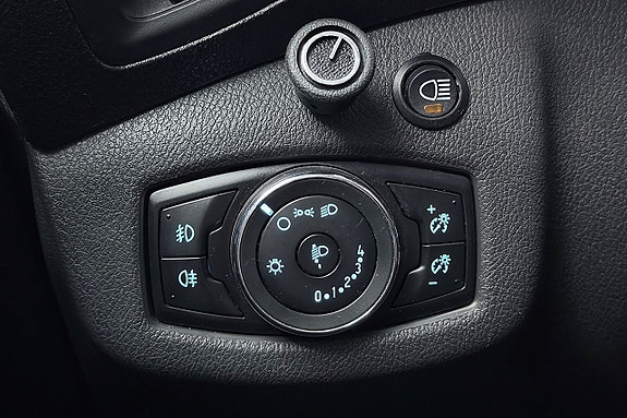 Ford Transit Connect 23 of 23