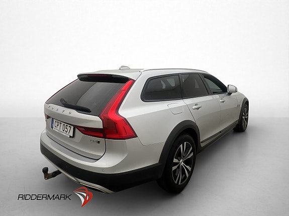 Volvo V90 Cross Country 8 of 30