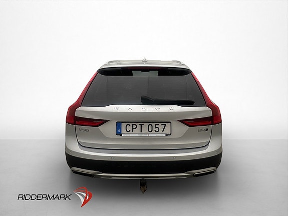 Volvo V90 Cross Country 6 of 30