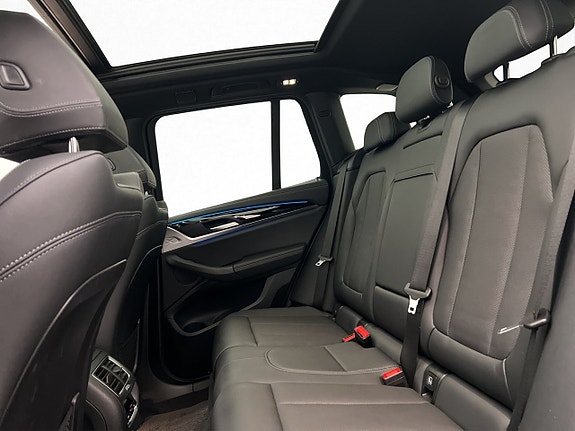 BMW X3 19 of 30