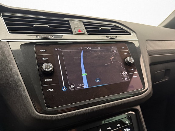 Volkswagen Tiguan 25 of 30