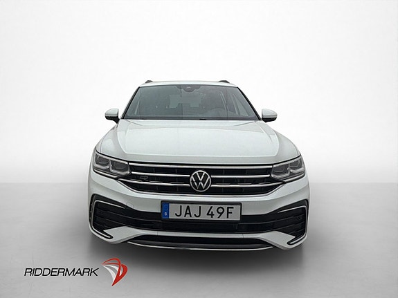 Volkswagen Tiguan 2 of 30