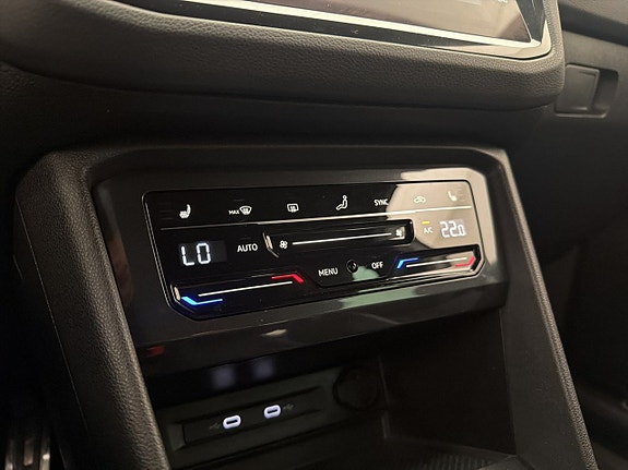 Volkswagen Tiguan 27 of 30