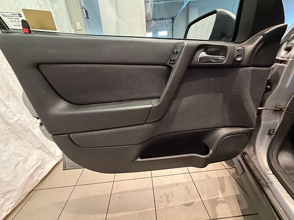 Opel Astra 5 of 9