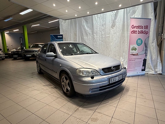 Opel Astra 2 of 9