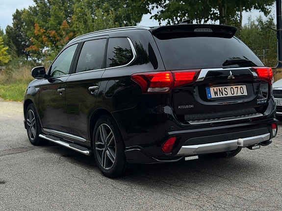 Mitsubishi Outlander 4 of 14