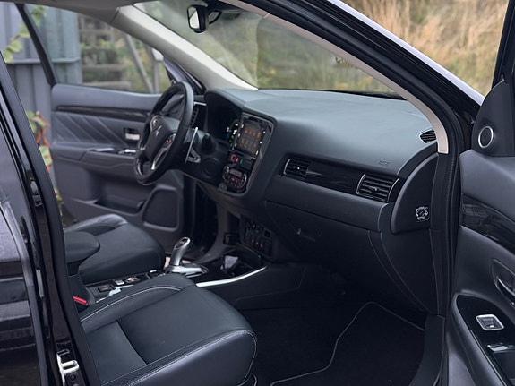 Mitsubishi Outlander 6 of 14