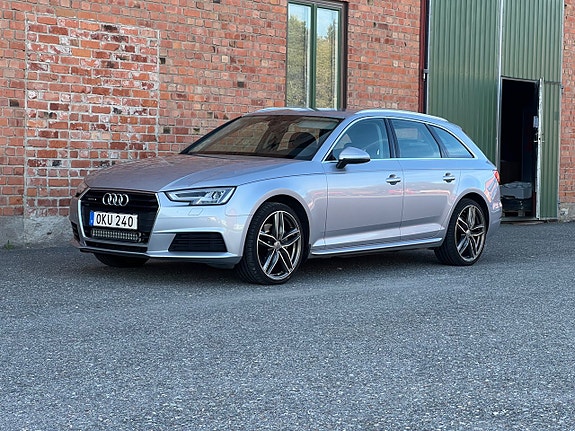 Audi A4 3 of 11