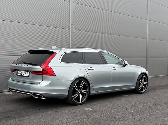 Volvo V90 19 of 22