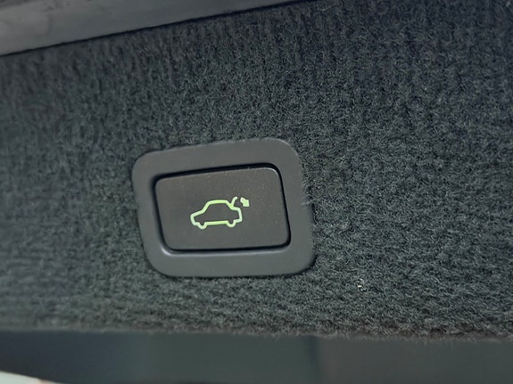 Volvo V70 8 of 11