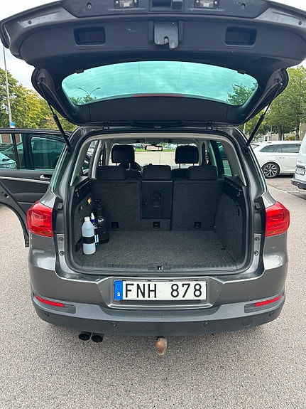 Volkswagen Tiguan 12 of 13