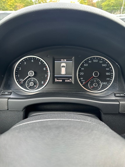 Volkswagen Tiguan 10 of 13