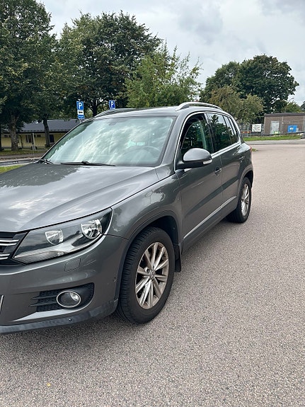 Volkswagen Tiguan 5 of 13