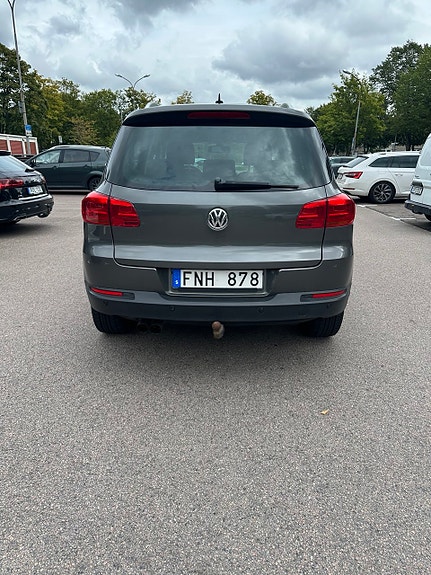 Volkswagen Tiguan 7 of 13