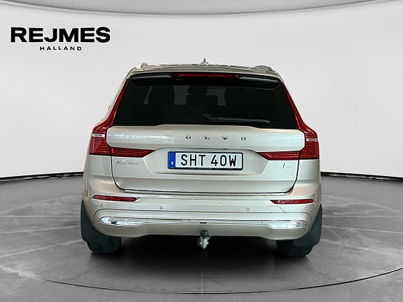 Volvo XC60 9 of 16