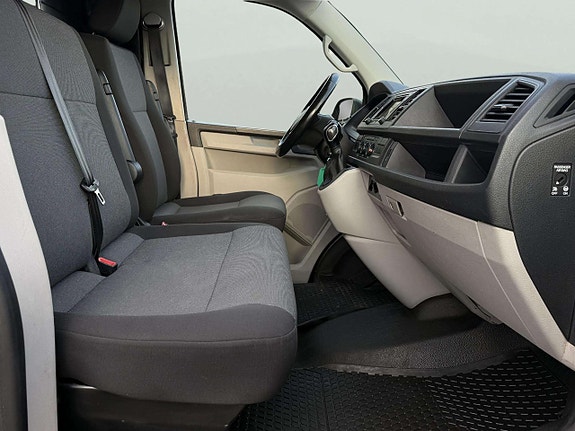 Volkswagen Transporter 11 of 21