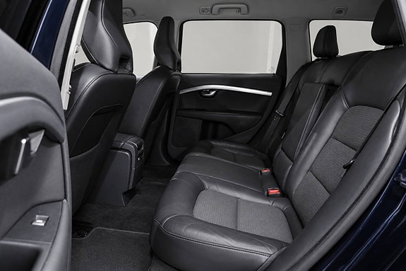 Volvo V70 6 of 19