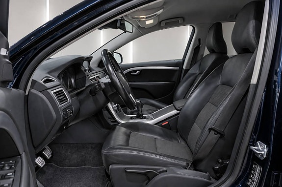 Volvo V70 5 of 19