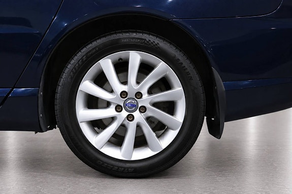 Volvo V70 17 of 19