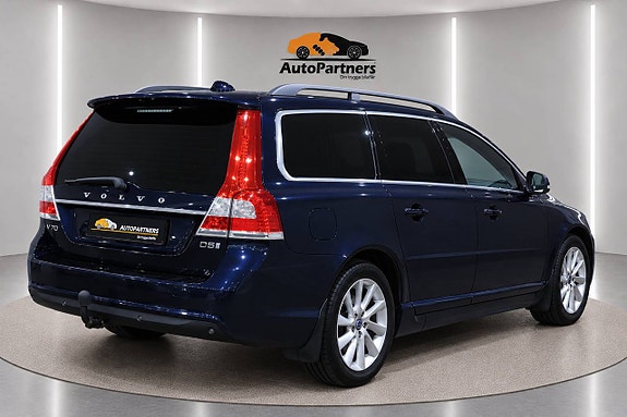 Volvo V70 4 of 19