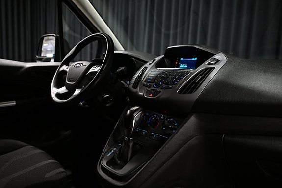 Ford Transit Connect 22 of 27