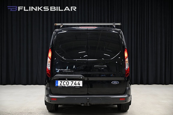 Ford Transit Connect 10 of 27