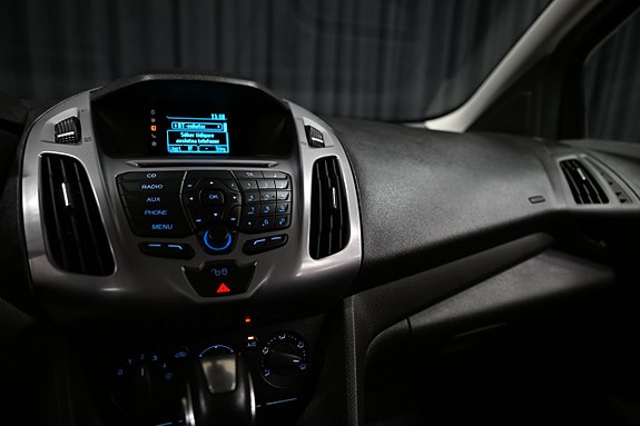 Ford Transit Connect 19 of 27