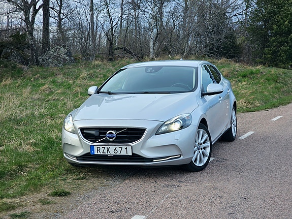 Volvo V40 7 of 7