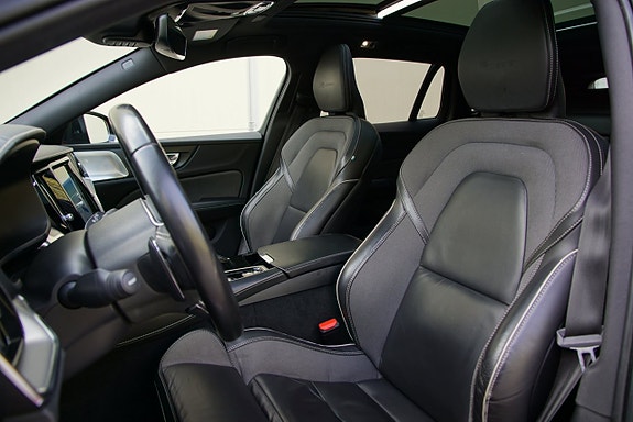 Volvo V60 16 of 30
